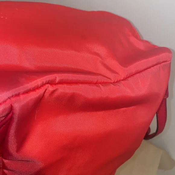 Guess BackPack - Picture 4 of 5